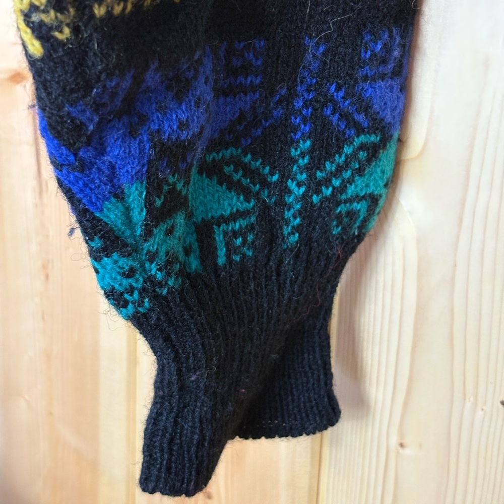 Vintage Cambridge Dry Goods Shetland Wool Black Rainbow Star Snowflake Sweater M - Picture 7 of 16